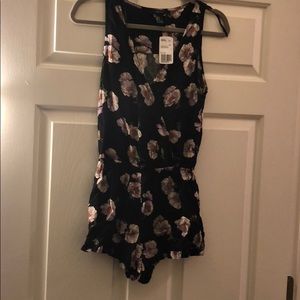 Black sleeveless romper